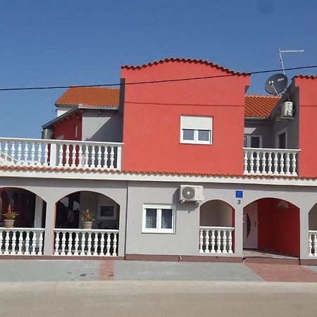 Apartments Megi Biograd Na Moru Exterior foto