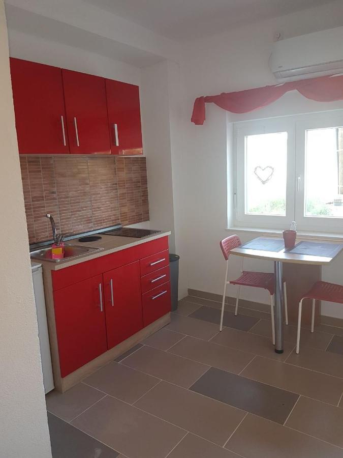 Apartments Megi Biograd Na Moru Exterior foto
