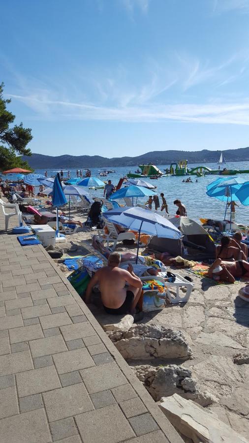 Apartments Megi Biograd Na Moru Exterior foto